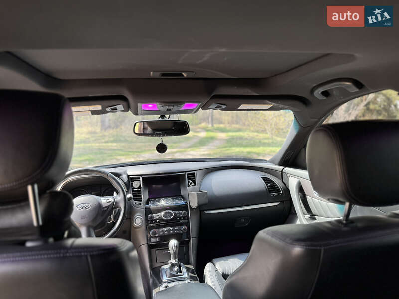 Внедорожник / Кроссовер Infiniti QX70 2016 в Черкассах фото 14 Внедорожник / Кроссовер Infiniti QX70 2016 в Черкассах