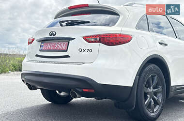 Внедорожник / Кроссовер Infiniti QX70 2016 в 