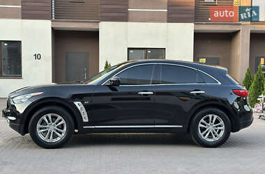 Внедорожник / Кроссовер Infiniti QX70 2017 в 