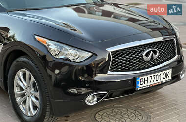 Внедорожник / Кроссовер Infiniti QX70 2017 в 