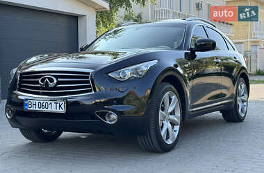 Позашляховик / Кросовер Infiniti QX70 2013 в 