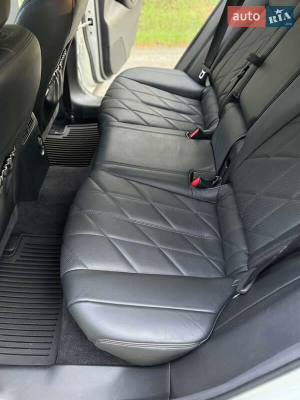Внедорожник / Кроссовер Infiniti QX70 2014 в Киеве