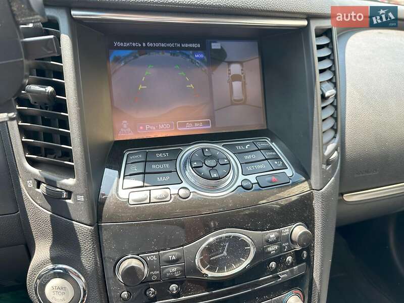 Позашляховик / Кросовер Infiniti QX70 2016 в Одесі