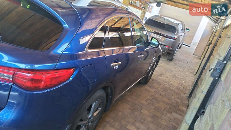 Внедорожник / Кроссовер Infiniti QX70 2015 в Шептицькому