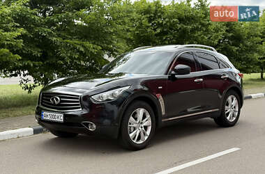 Внедорожник / Кроссовер Infiniti QX70 2013 в Киеве