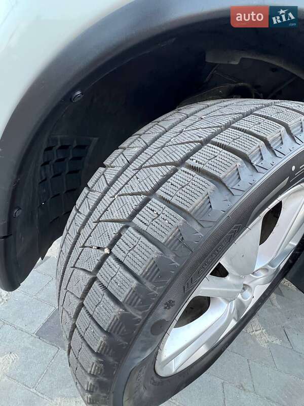Внедорожник / Кроссовер Infiniti QX70 2013 в Киеве