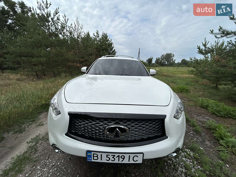 Внедорожник / Кроссовер Infiniti QX70 2014 в Полтаве фото 6 Внедорожник / Кроссовер Infiniti QX70 2014 в Полтаве