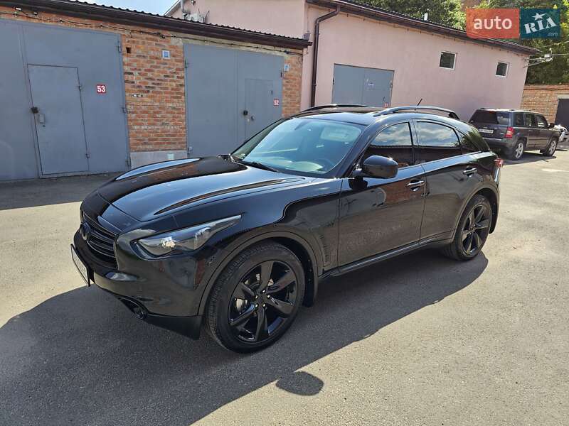 Позашляховик / Кросовер Infiniti QX70 2014 в Ніжині