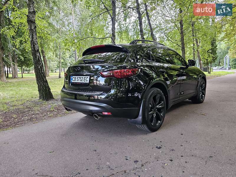 Позашляховик / Кросовер Infiniti QX70 2014 в Ніжині