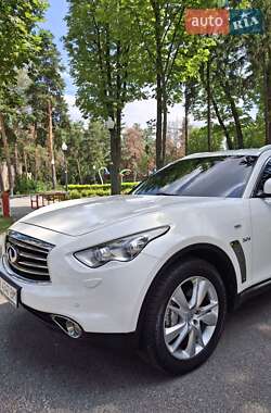 Внедорожник / Кроссовер Infiniti QX70 2014 в 