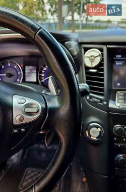 Внедорожник / Кроссовер Infiniti QX70 2014 в 