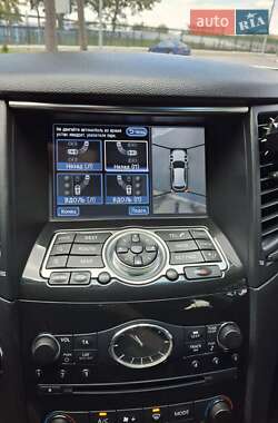 Внедорожник / Кроссовер Infiniti QX70 2014 в 