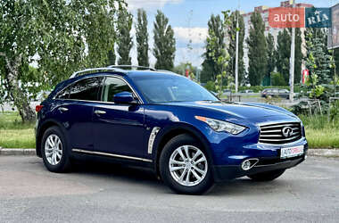 Позашляховик / Кросовер Infiniti QX70 2013 в Києві