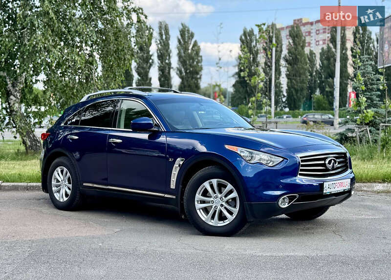 Infiniti QX70 2013