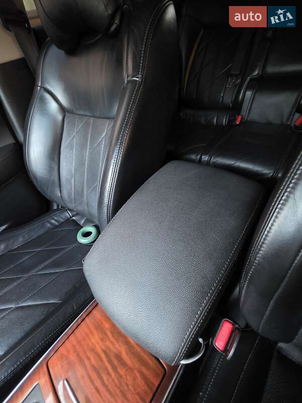 Внедорожник / Кроссовер Infiniti QX70 2014 в Виннице