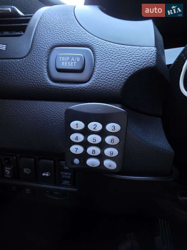 Внедорожник / Кроссовер Infiniti QX70 2014 в Виннице