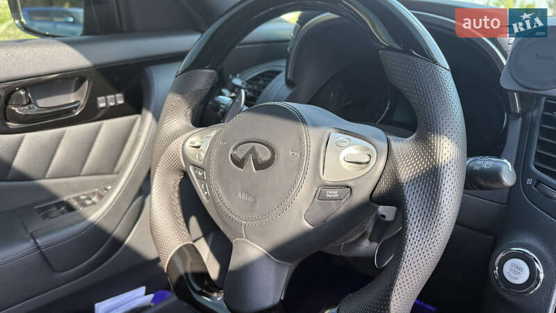 Внедорожник / Кроссовер Infiniti QX70 2017 в Кропивницком