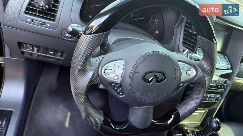 Внедорожник / Кроссовер Infiniti QX70 2017 в Кропивницком