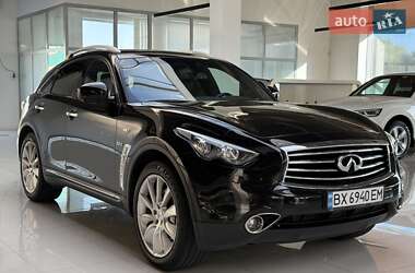Внедорожник / Кроссовер Infiniti QX70 2014 в Хмельницком
