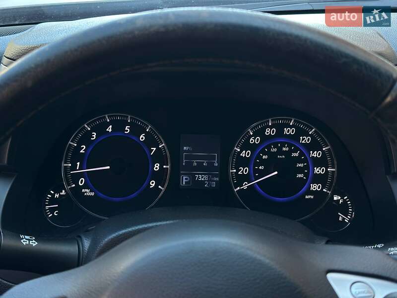 Внедорожник / Кроссовер Infiniti QX70 2015 в Одессе фото 30 Внедорожник / Кроссовер Infiniti QX70 2015 в Одессе