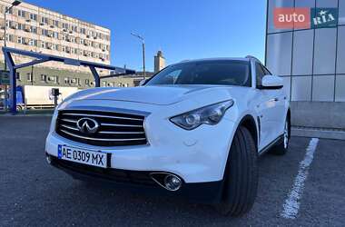 Внедорожник / Кроссовер Infiniti QX70 2015 в Днепре