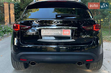 Внедорожник / Кроссовер Infiniti QX70 2014 в 