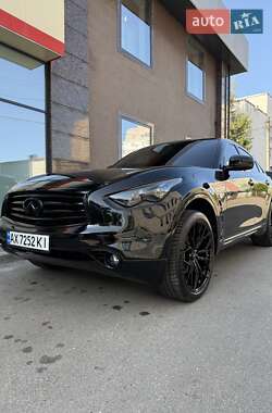 Внедорожник / Кроссовер Infiniti QX70 2016 в Харькове