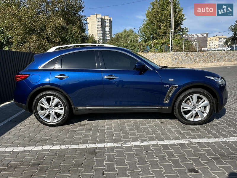 Внедорожник / Кроссовер Infiniti QX70 2015 в Виннице фото 5 Внедорожник / Кроссовер Infiniti QX70 2015 в Виннице
