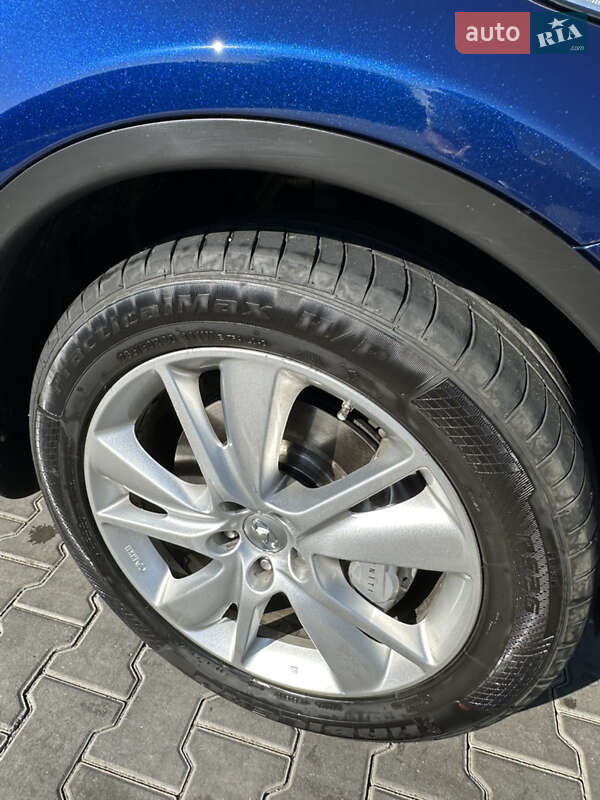 Внедорожник / Кроссовер Infiniti QX70 2015 в Виннице фото 23 Внедорожник / Кроссовер Infiniti QX70 2015 в Виннице