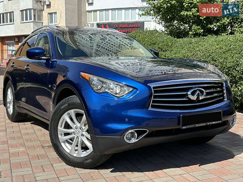 Infiniti QX70 2013