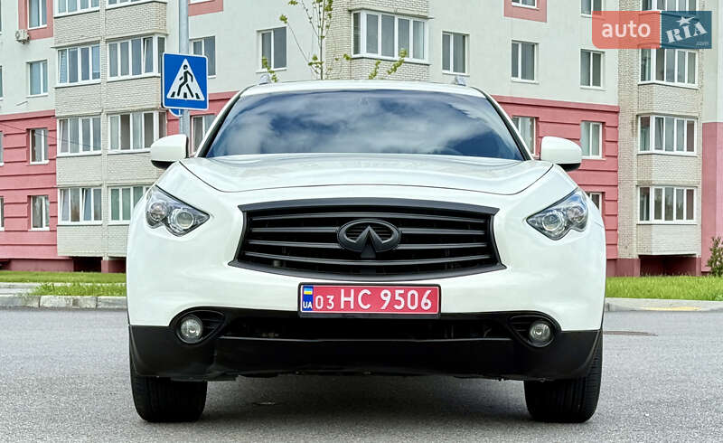 Внедорожник / Кроссовер Infiniti QX70 2016 в Виннице