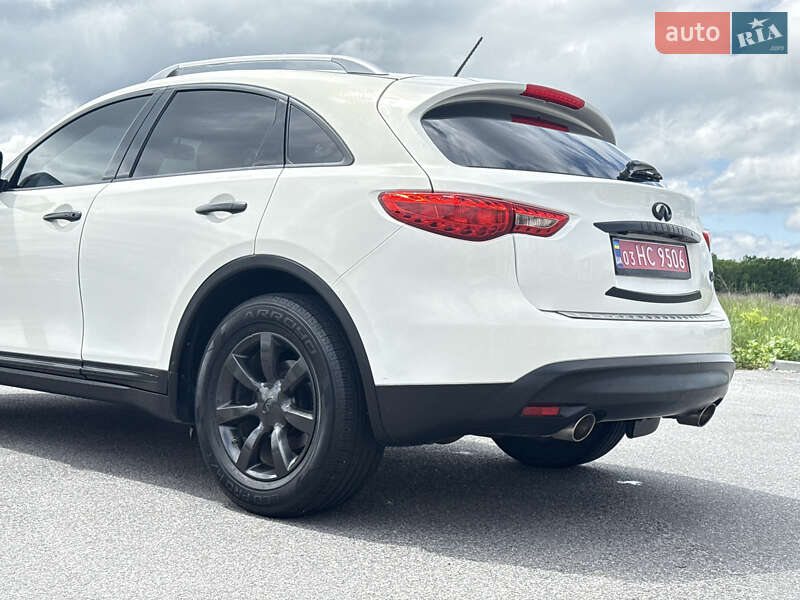 Внедорожник / Кроссовер Infiniti QX70 2016 в Виннице