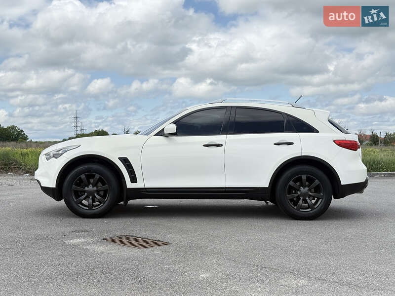 Внедорожник / Кроссовер Infiniti QX70 2016 в Виннице