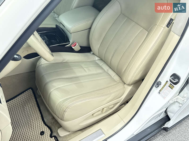 Внедорожник / Кроссовер Infiniti QX70 2016 в Виннице