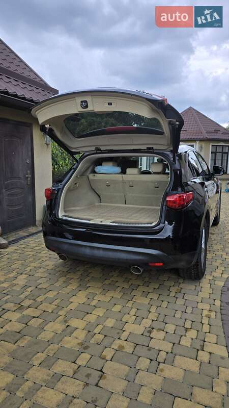 Внедорожник / Кроссовер Infiniti QX70 2017 в Киеве