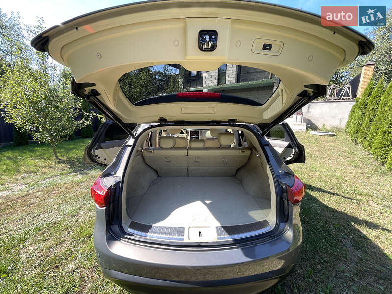 Внедорожник / Кроссовер Infiniti QX70 2015 в Белой Церкви фото 17 Внедорожник / Кроссовер Infiniti QX70 2015 в Белой Церкви