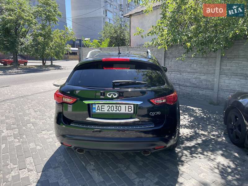 Внедорожник / Кроссовер Infiniti QX70 2014 в Днепре