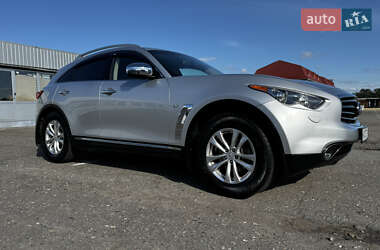 Внедорожник / Кроссовер Infiniti QX70 2013 в Киеве