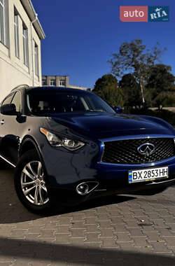 Внедорожник / Кроссовер Infiniti QX70 2013 в Хмельницком
