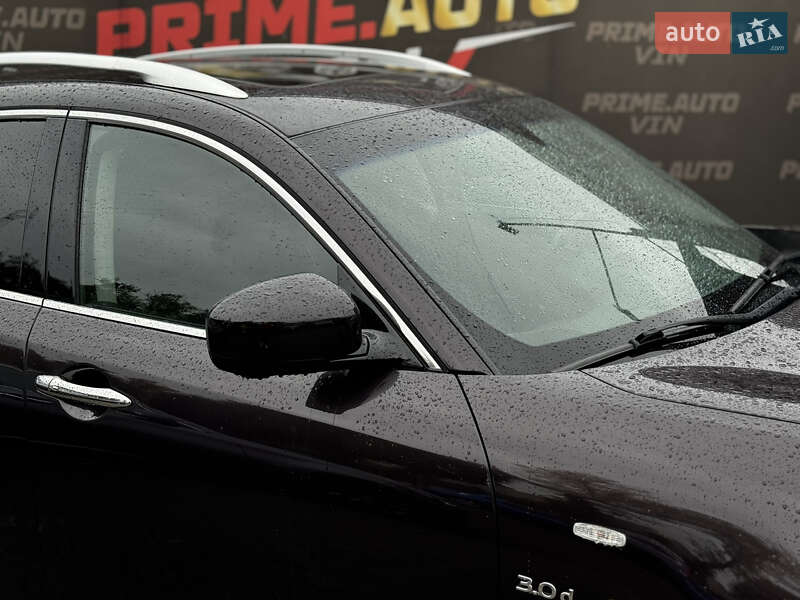 Позашляховик / Кросовер Infiniti QX70 2013 в Вінниці