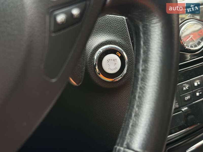 Позашляховик / Кросовер Infiniti QX70 2013 в Вінниці