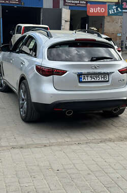 Внедорожник / Кроссовер Infiniti QX70 2013 в Ивано-Франковске