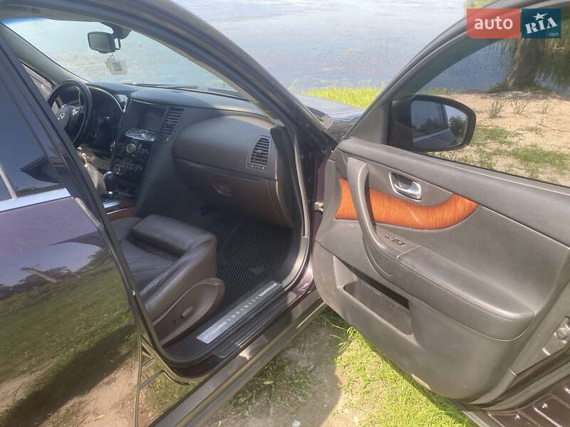 Позашляховик / Кросовер Infiniti QX70 2013 в Білій Церкві фото 12 Позашляховик / Кросовер Infiniti QX70 2013 в Білій Церкві