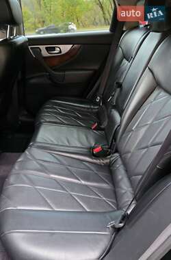 Позашляховик / Кросовер Infiniti QX70 2013 в  фото 13 Позашляховик / Кросовер Infiniti QX70 2013 в