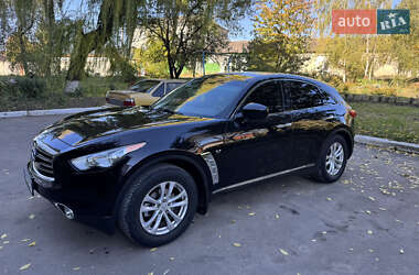 Внедорожник / Кроссовер Infiniti QX70 2013 в Подволочиске