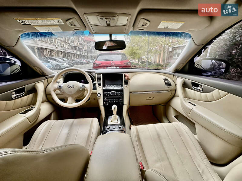 Внедорожник / Кроссовер Infiniti QX70 2016 в Киеве фото 7 Внедорожник / Кроссовер Infiniti QX70 2016 в Киеве