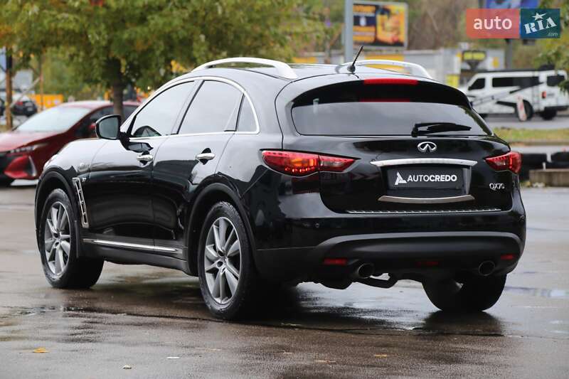 Позашляховик / Кросовер Infiniti QX70 2013 в Києві фото 5 Позашляховик / Кросовер Infiniti QX70 2013 в Києві