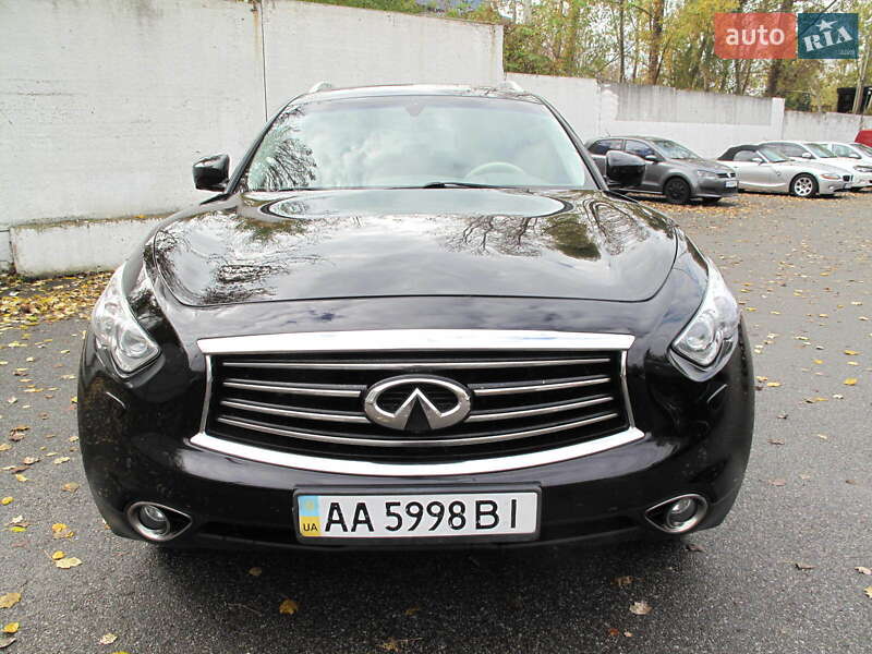 Позашляховик / Кросовер Infiniti QX70 2013 в Києві