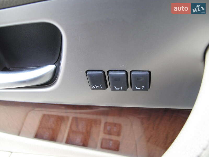 Позашляховик / Кросовер Infiniti QX70 2013 в Києві