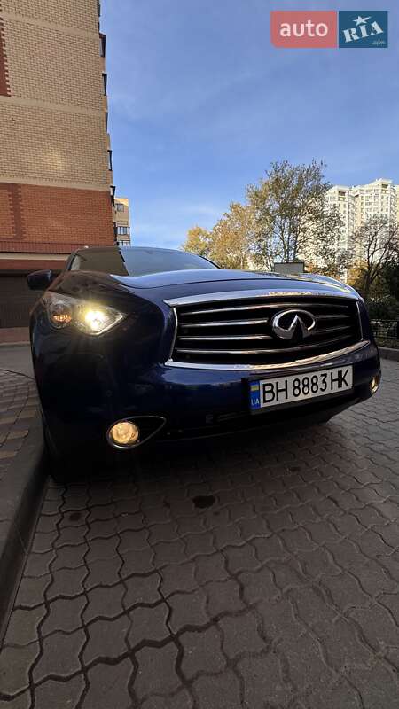 Внедорожник / Кроссовер Infiniti QX70 2016 в Одессе фото 2 Внедорожник / Кроссовер Infiniti QX70 2016 в Одессе